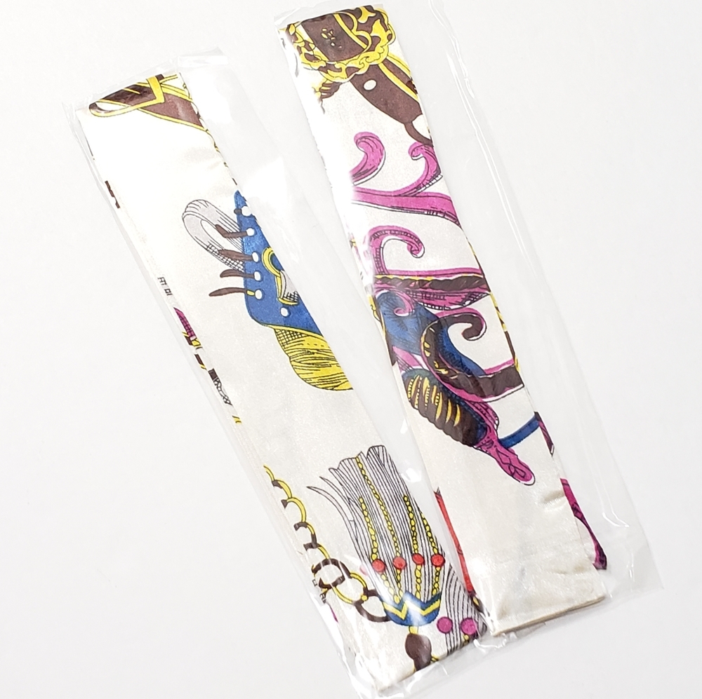 ⤵️⤵️2pc Lustre Tassel Design Satin Scarves